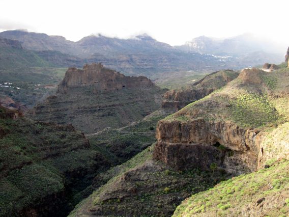 Mehr über den Artikel erfahren Gran Canaria Tag1+2: Beindruckende Canyons, alte Höhlen und turmhohe Sanddünen