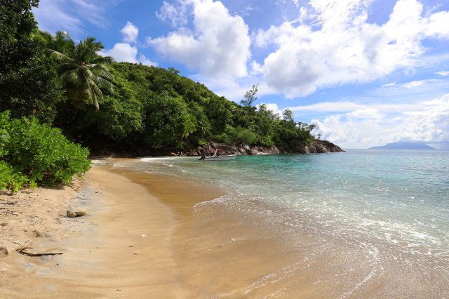 Mehr über den Artikel erfahren Seychellen Tag 14: Wanderung zur Anse Major