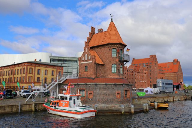 Mehr über den Artikel erfahren Ostsee Rundreise Tag 13: Stadtbesichtigung von Stralsund