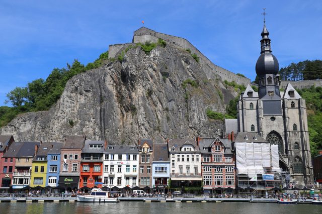 Mehr über den Artikel erfahren Belgien Wallonie Tag 1: Dinant und Werpin