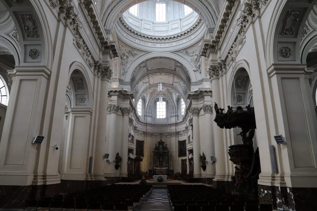 Innenraum Kathedrale Namur