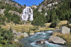 Mehr über den Artikel erfahren Norditalien Tag 16: Der Toce-Wasserfall und das Formazza-Tal