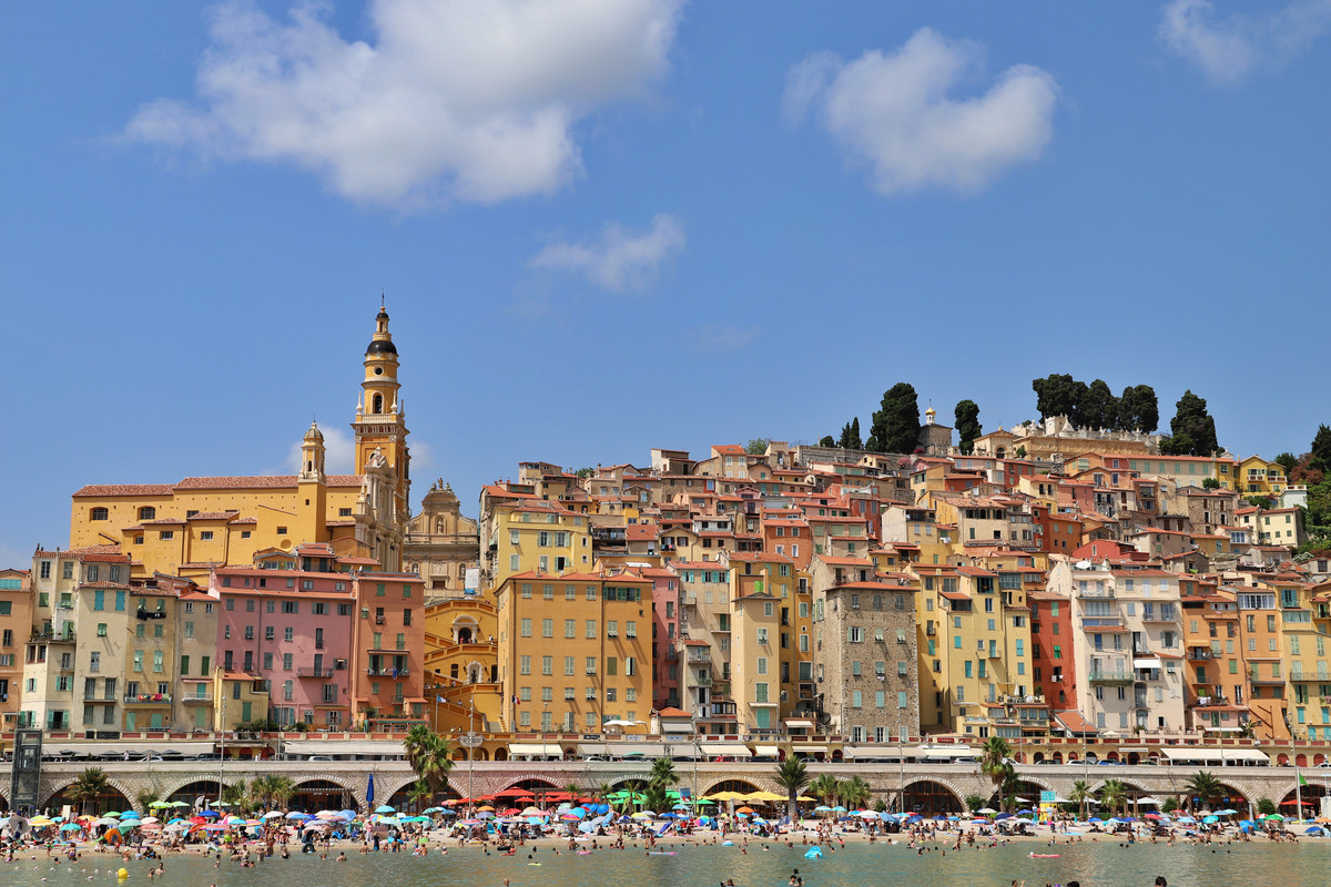 Mehr über den Artikel erfahren Provence und Côte d’Azur Tag 10: Menton Altstadt und Strand