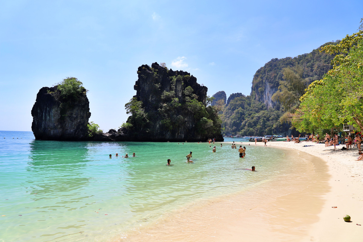 Mehr über den Artikel erfahren Thailand Tag 11: Hong Island Bootstour