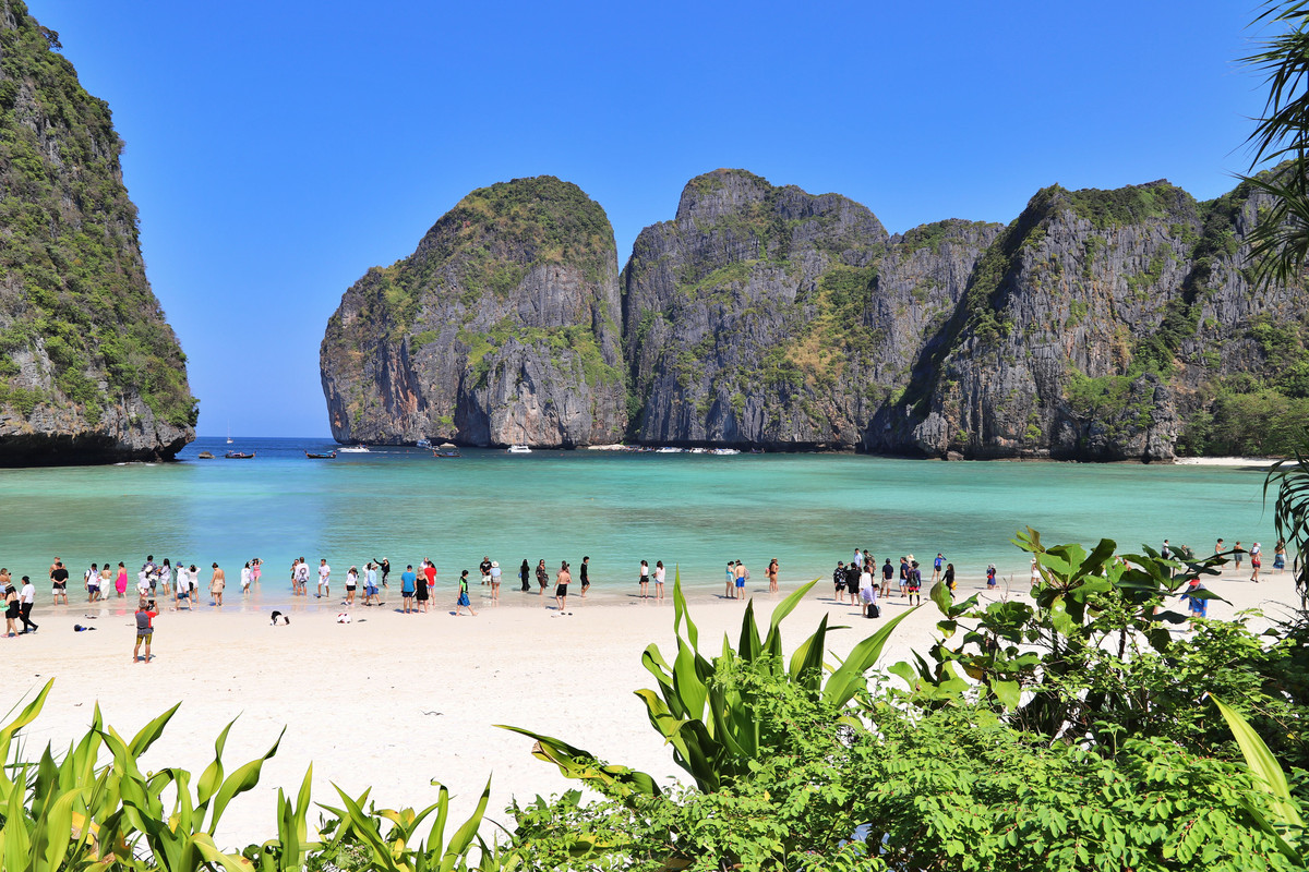 Mehr über den Artikel erfahren Thailand Tag 14: Maya Bay und die Phi-Phi-Inseln